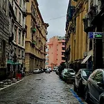 Apartman Dei Borboni - *